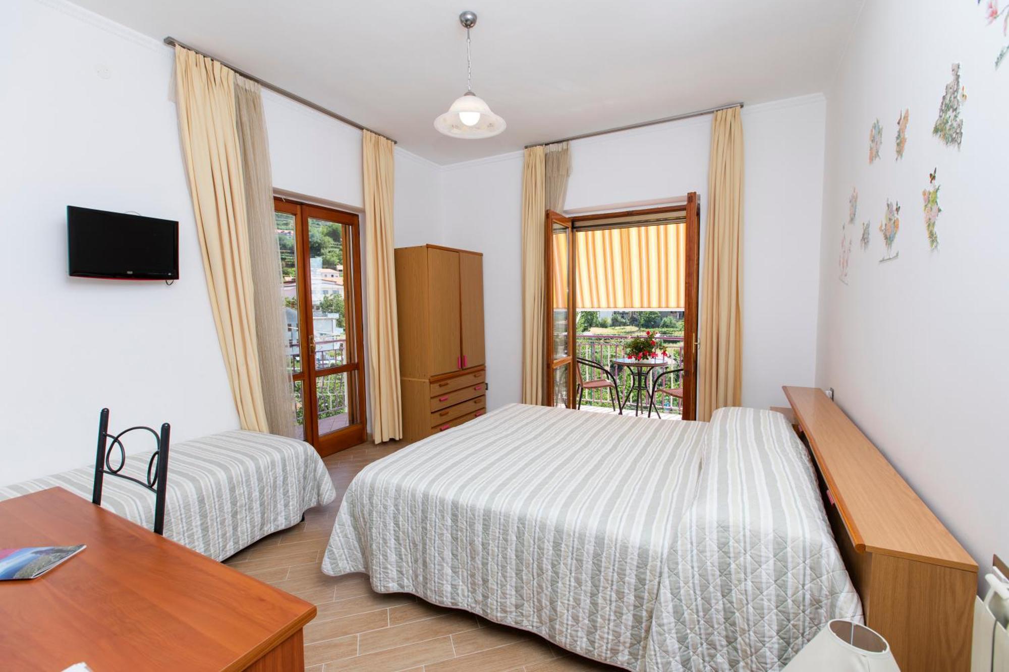 Alojamento de Acomodação e Pequeno-almoço Sant'anna Bed & Breakfast 3*